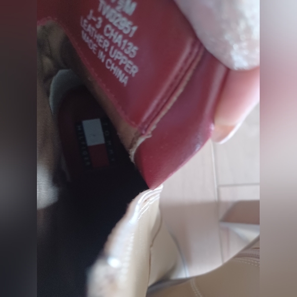 Because - Picture 3 of 4